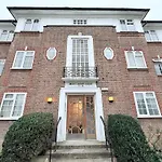 Staylondon - Sleeps 5 With Free Parking - Tourist, Concerts & Matches