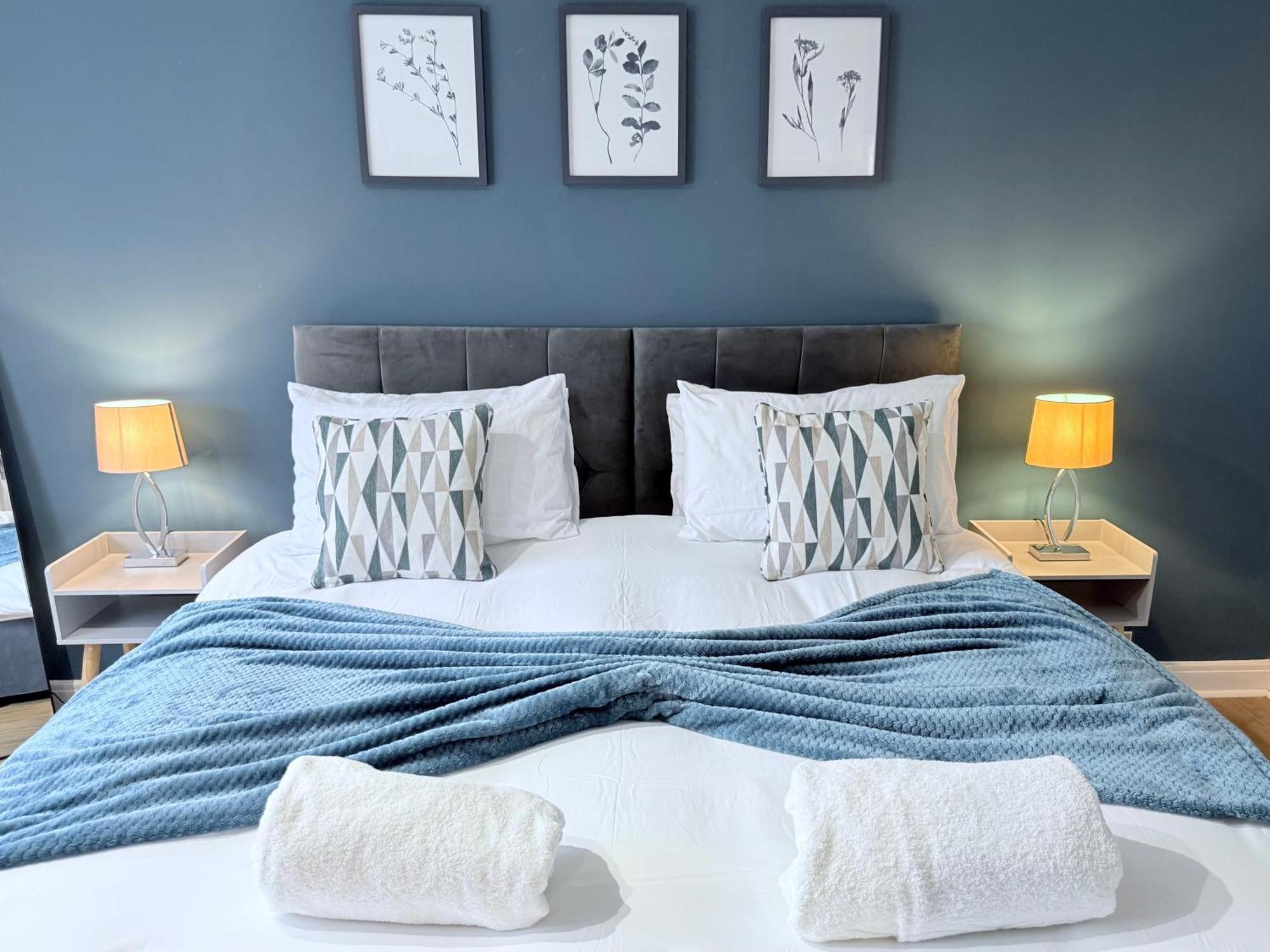 Staylondon - Sleeps 6 With Free Parking - Tourist, Concerts & Matches Apartment London